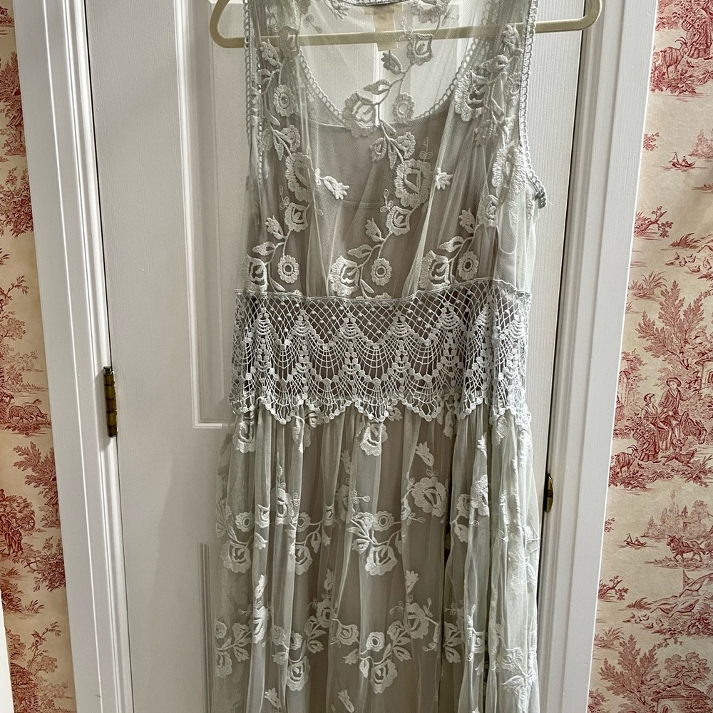 Sundance embroidered and lace dress.  Never worn. Size 16. Perfect condition.